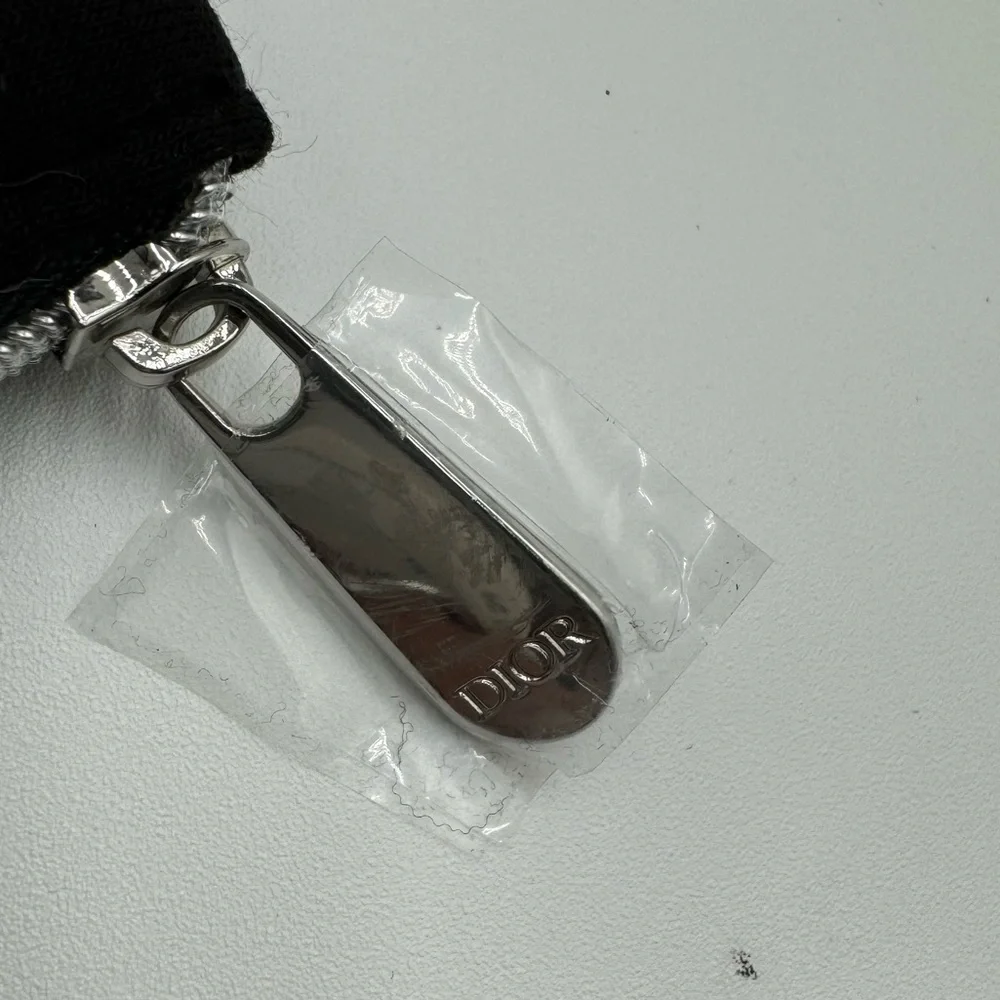 Dior - cosmetic / beauty bag - black - Picture 5 of 5